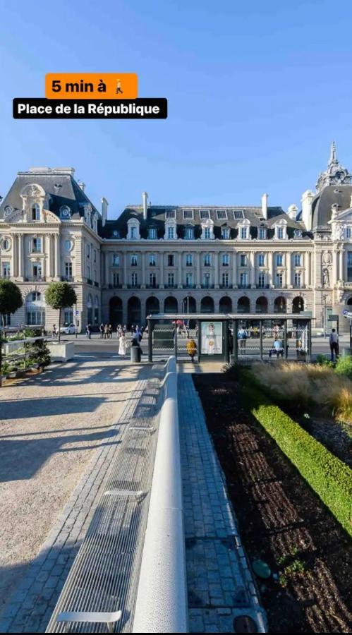 T2 Neuf En Plein Coeur De Rennes Au Bord De La Vilaine Buitenkant foto
